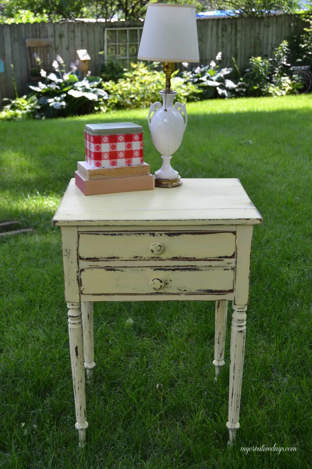 Yellow Distressed Side Table mycreativedays