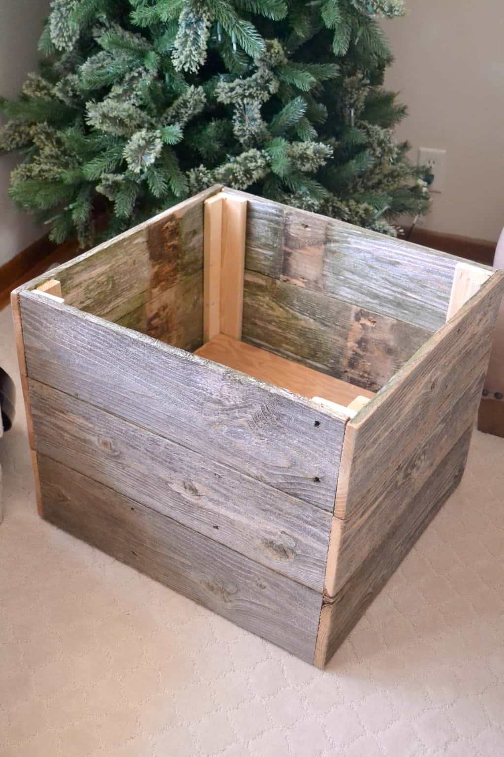 Repurposed Christmas Tree Box - My Creative Days