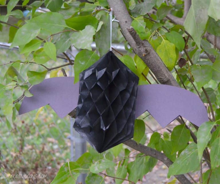 Looking for simple DIY Halloween Decor? This Honeycomb Bat is simple and a great addition to your Halloween decor. 