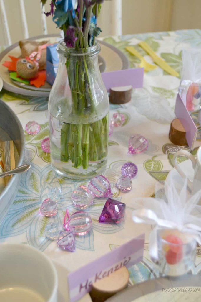 If you are looking for an easy party to host for your daughter, this tea party birthday party is simple and the girls will have a lot of fun! 