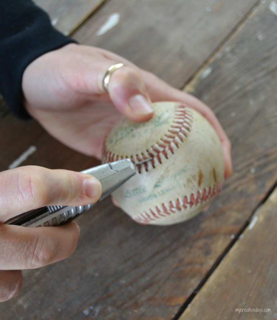 Are you hosting a baseball party for your child? Parties always need a fun favor to go with it and these unique baseball party favors are sure to make a grand slam with all the guests. 