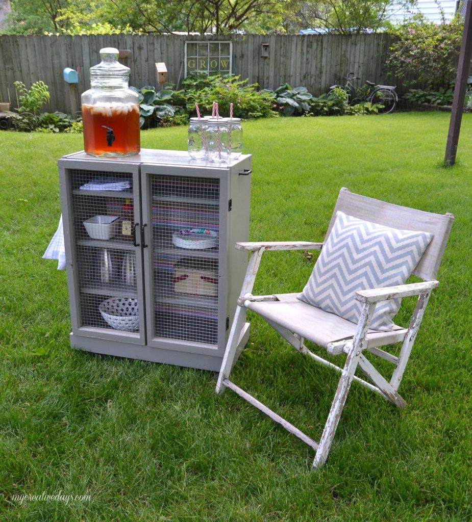 Want to turn your IKEA dresser into something fun? This IKEA HACK is all about turning an IKEA dresser into a DIY beverage station!