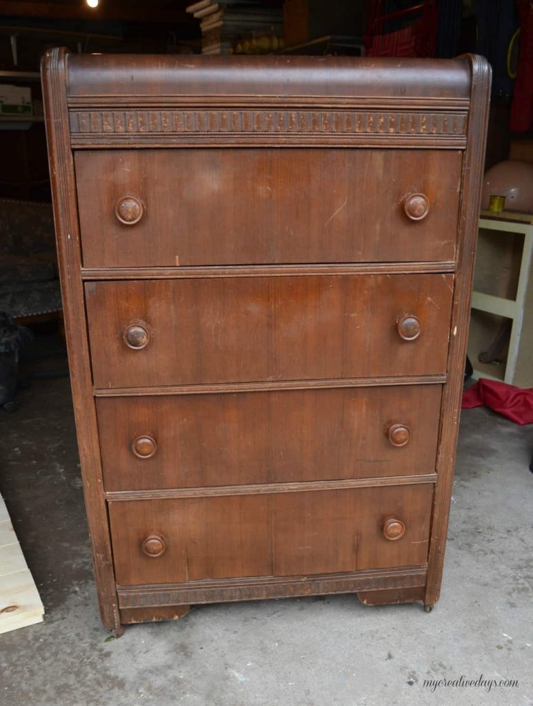 Do you have an old dresser you want to brighten up? This white dresser makeover took a bland dresser and made it bright and pretty again.