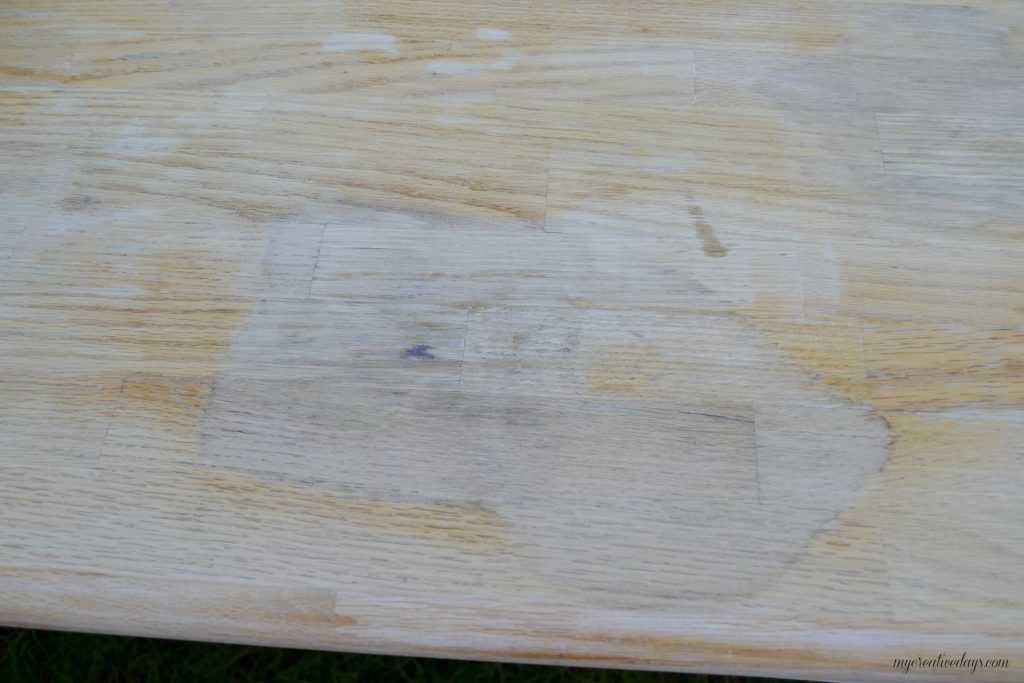 Are you looking for a farmhouse kitchen table and chairs? Search local yard sales and customize a set like we did with this one. 