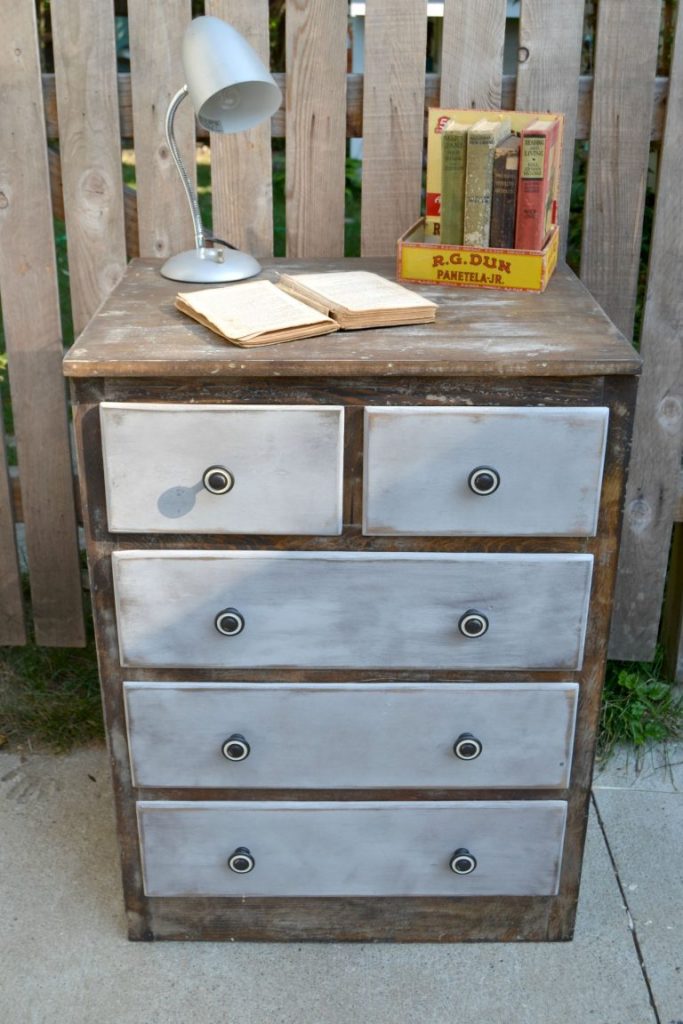 Are you looking for some inspiration to make over a small chest drawers you have? This White Chest Dresser Makeover took an old kitchen cabinet and transformed it into a rustic piece that would fit many different styles. 