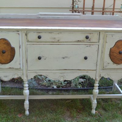 DIY Farmhouse Buffet Makeover