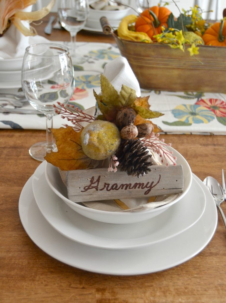 If you are looking to set a pretty Thanksgiving Tablescape this year, click over to see this easy nature inspired Thanksgiving Tablescape.