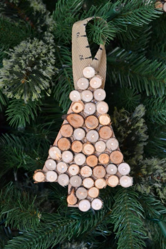 If you are looking for wooden Christmas ornaments, click over to find out how easy these wooden trees were to make!