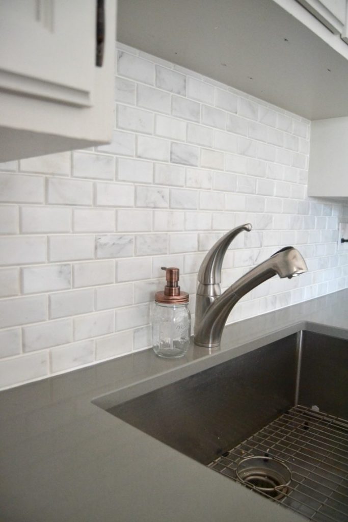 If you have been thinking about adding Carrara Marble Tile to your home, click over and see the easy way to install Carrara Marble Tile on your own. 