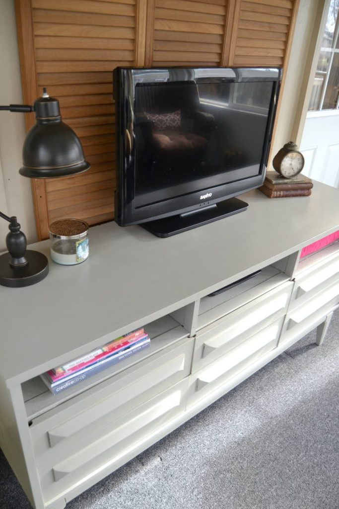 If you are on the hunt for a modern entertainment center, this post will show you how to transform a dresser into the modern entertainment center you want. 