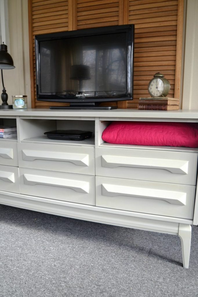 If you are on the hunt for a modern entertainment center, this post will show you how to transform a dresser into the modern entertainment center you want. 