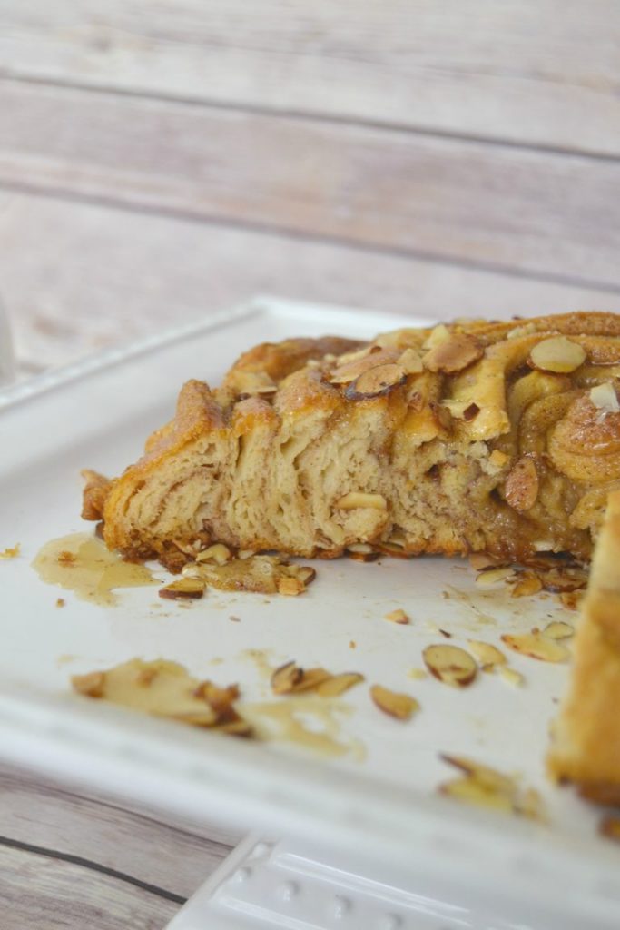 This Easy Almond Sticky Bun Recipe is a delicious new take on the traditional sticky bun recipe. Click over to get your family's new favorite breakfast and brunch recipe. 