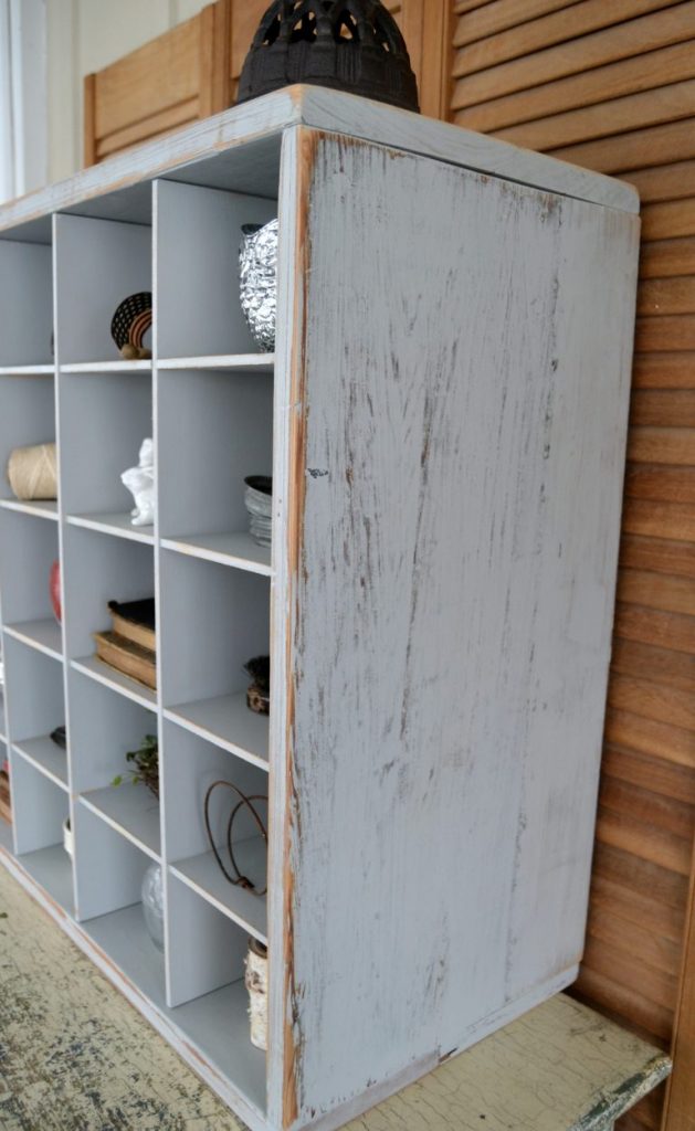 If you love the look of cubbies but don't want to spend a lot of money to have them in your home, DIY them! Click over to see how easy it is to turn a shoe organizer into cubby shelves!