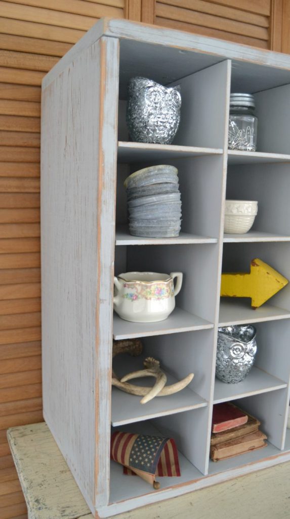 If you love the look of cubbies but don't want to spend a lot of money to have them in your home, DIY them! Click over to see how easy it is to turn a shoe organizer into cubby shelves!