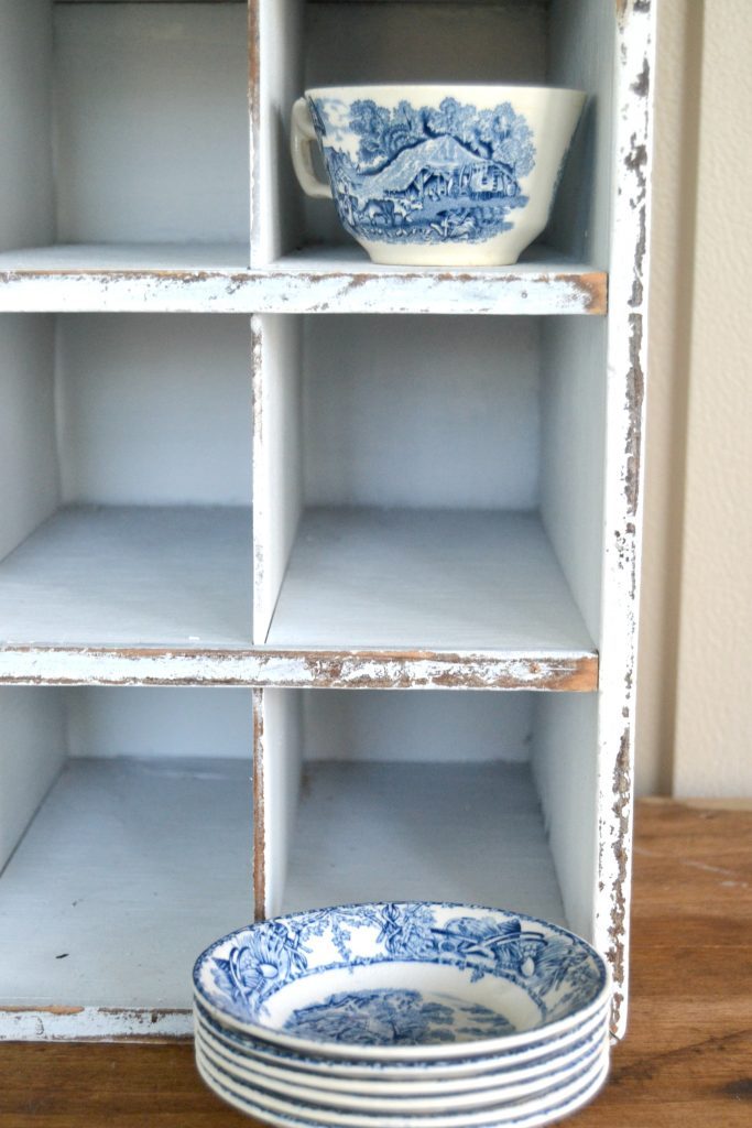 If you love cubby storage but don't want to pay a lot of money to have it in your home, click over and see how easy it is to create a Pottery Barn knock-off cubby storage.