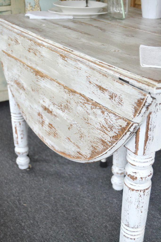 If you love the look of chippy painted furniture and would like a chippy painted table, click over to see how easy it is to do yourself to save yourself a lot of money.