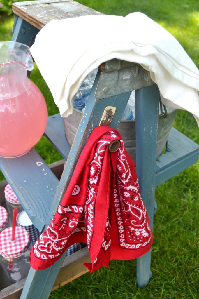 A drink station is always a fun addition to any party or gathering. You can make a drink station out of many things, but we think this repurposed step ladder is a genius way to serve drinks!