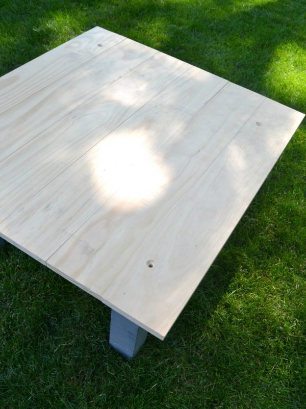 How To Make A Faux Driftwood Coffee Table In A Few Easy Steps