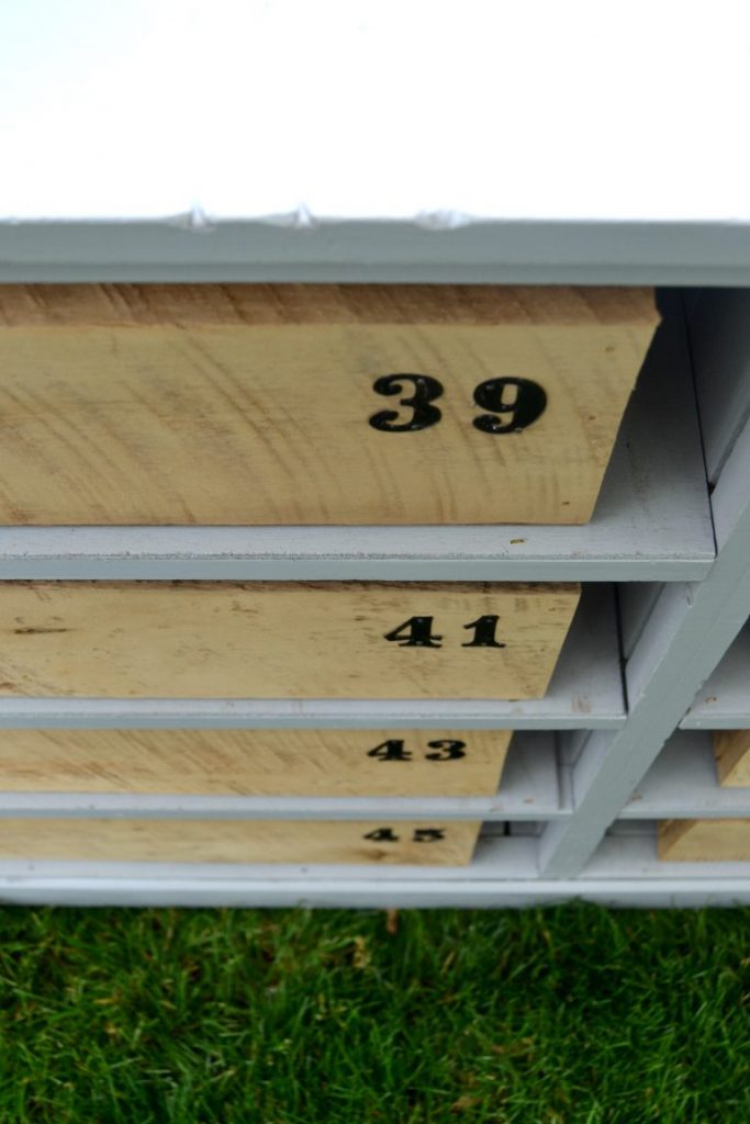 If you are looking for a bookshelf design for a space in your home, click over to find this easy repurposed bookshelf design made from an old dresser. 