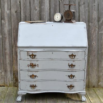 Vintage Desk Makeover