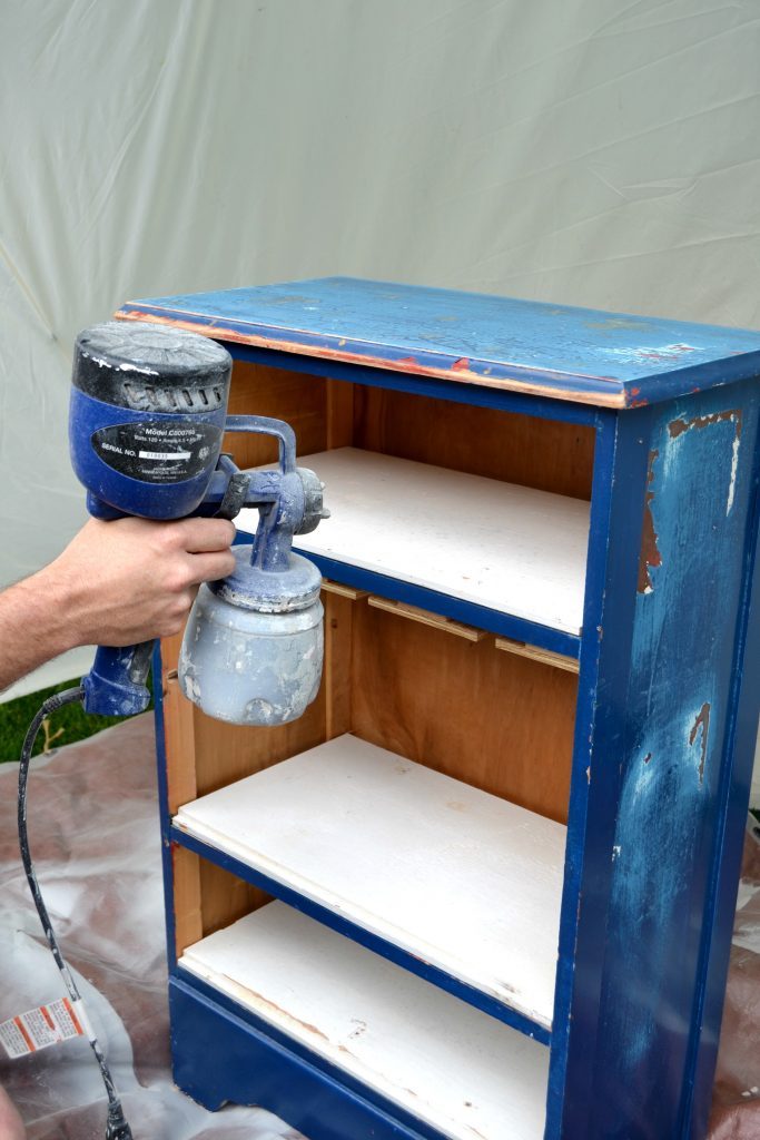 If you are looking for an easy way to have a home bar in your space, click over to see how to build a bar out of an old dresser!