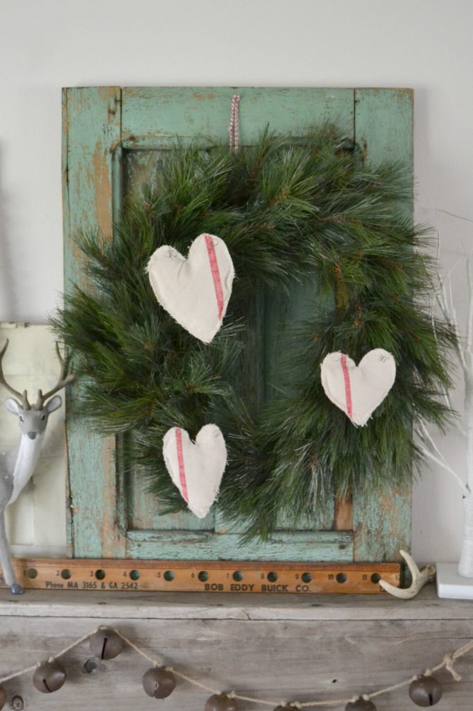 DIY Farmhouse Christmas Decor Made From A Dropcloth