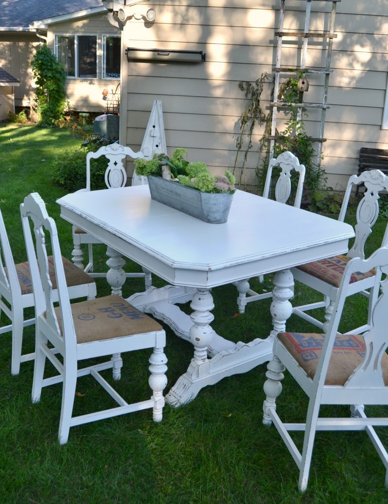 If you love farmhouse style and want to add a farmhouse dining table to your home, click over and see how you can DIY a farmhouse dining table from a table you may already have. 