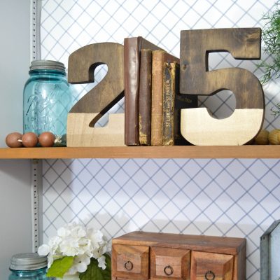 DIY Bookends: Gold Dipped Numbers {DIY in 30}
