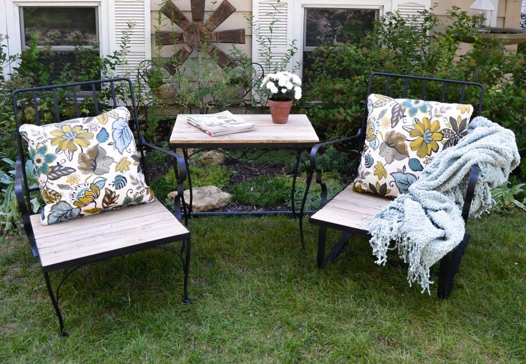 DIY Outdoor Furniture Makeover 