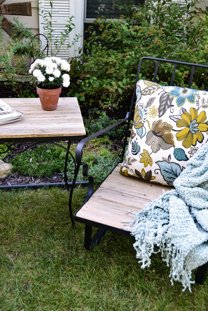 DIY Outdoor Furniture Makeover 