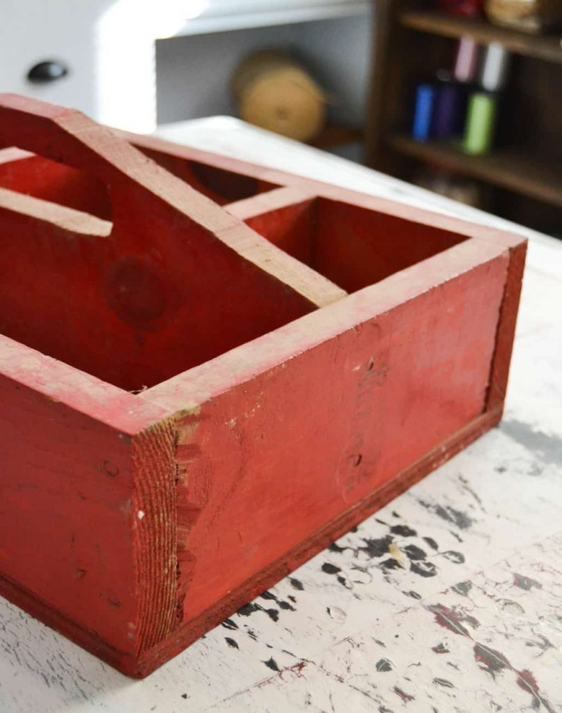If you are looking for more ideas for craft storage, click over and see how easy it is to create a DIY craft box from something you may have on hand. 