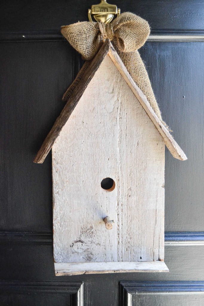 DIY Birdhouse Decor - Looking to add some spring decor to your home? Make this easy DIY Birdhouse Decor from My Creative Days!