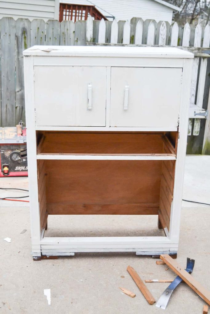 Dresser Makeover With Ship Lap - Don't get rid of your broken dresser! Check out this Dresser Makeover with Ship Lap for a unique way to breath new life to your old dresser.