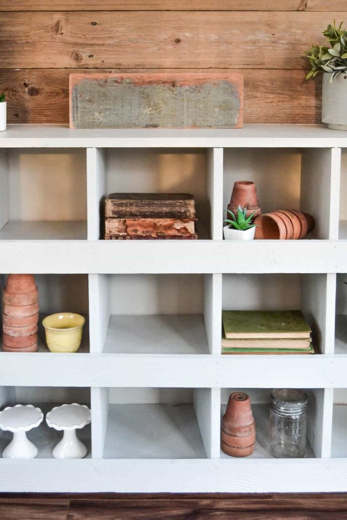 DIY Nesting Boxes - Love the look of nesting boxes, but don't want to spend a ton of money for them at an antique store? Make your own from an old bookshelf! Find out how from My Creative Days.