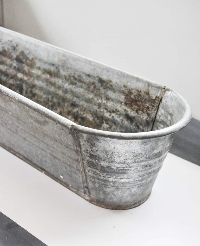 If you are looking for a galvanized tub planter, click over and see how easy it is to create a painted galvanized planter for all your planting needs. 