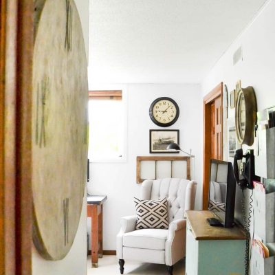 DIY Faux Farmhouse Clock {DIY in 30}