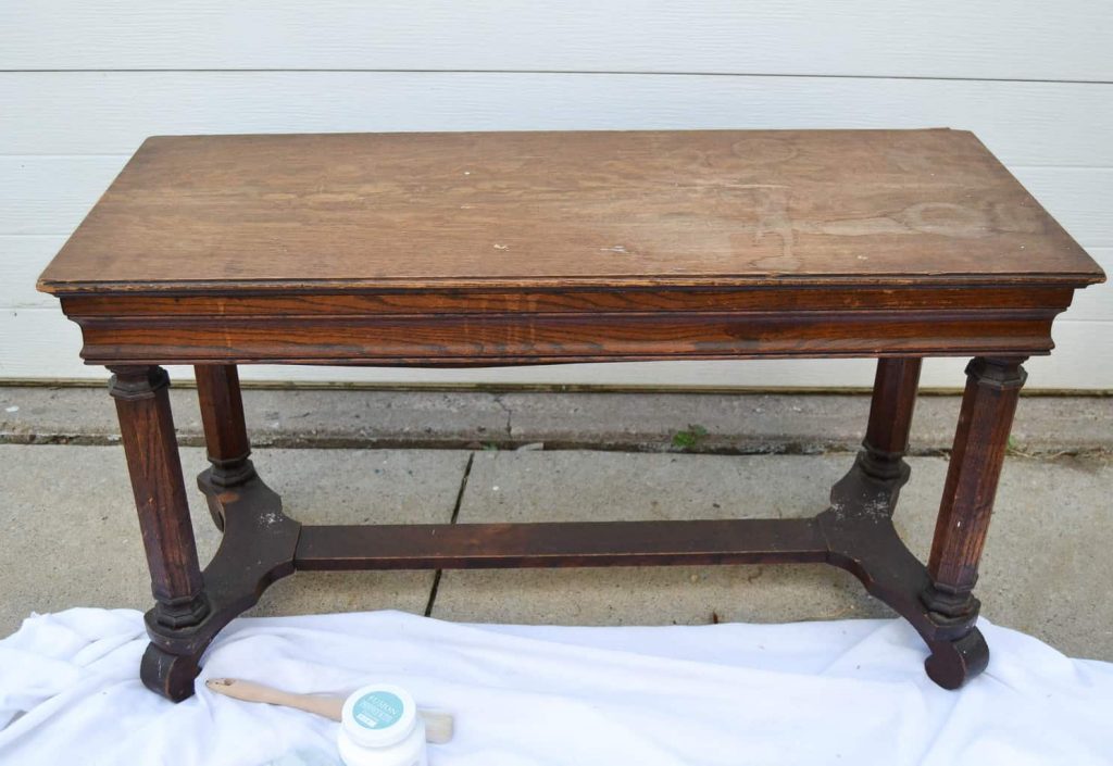 Piano Bench Turned Farmhouse Bench - Looking for frugal ways to add farmhouse style to you home? Check out this Piano Bench Turned Farmhouse Bench from My Creative Days just using paint and sandpaper!