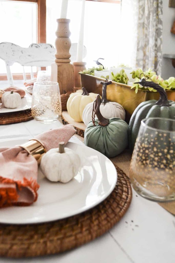 Easy Fall Tablescape - If you are looking for an easy tablescape idea for fall this year, check out this fall tablescape from My Creative Days.