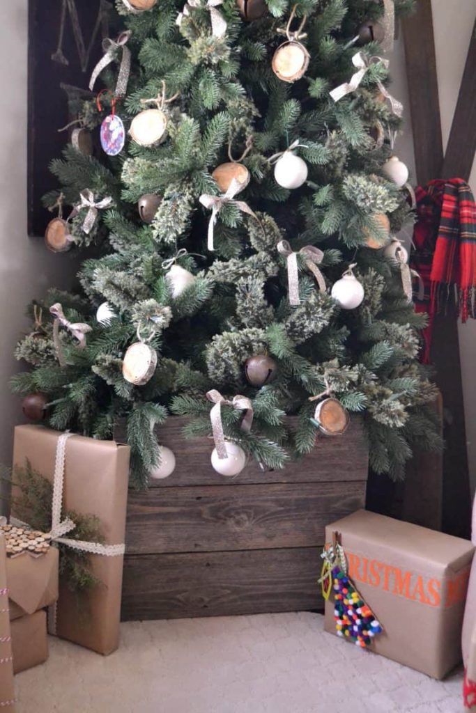 10 Ways To DIY Christmas - Easy ways to DIY Christmas this year!