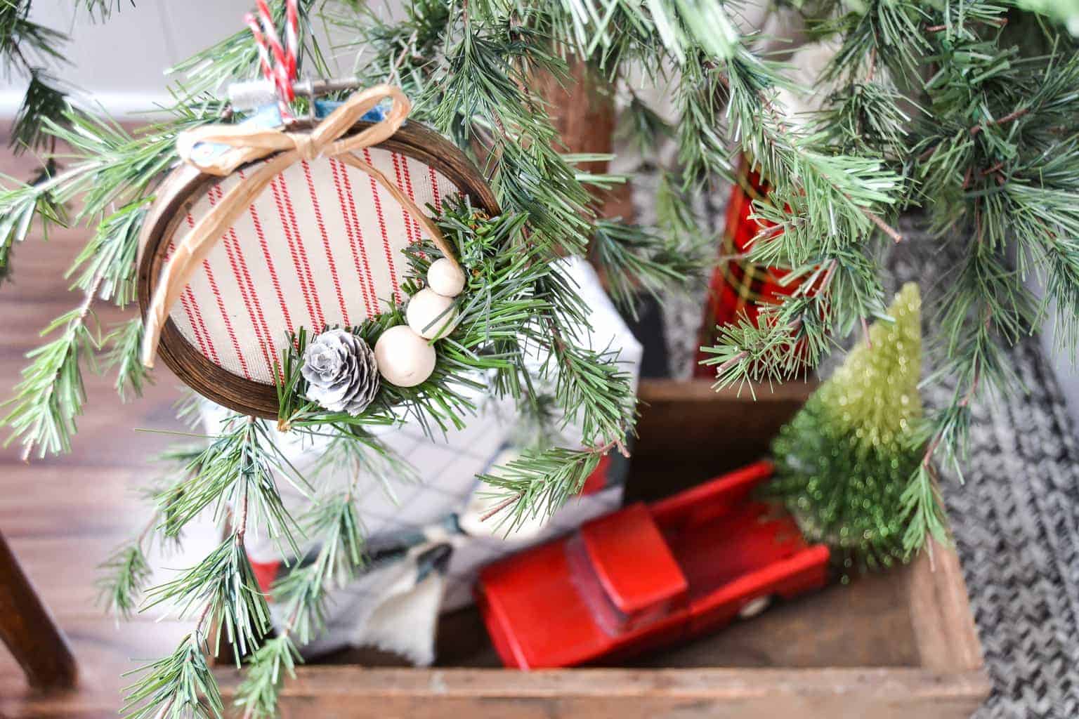 DIY Snowman Hoop Ornament - Crafting Cheerfully