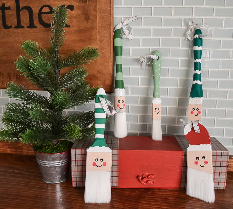 REpurpose old paint brushes into Christmas tree decorations!