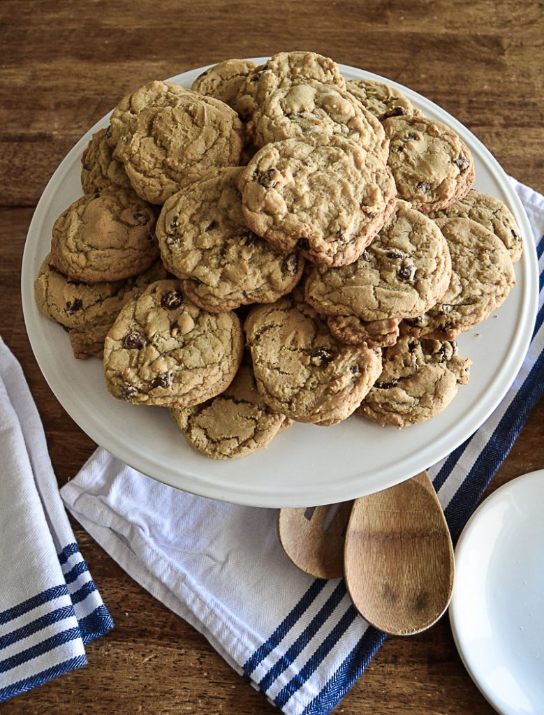 If you are looking for an easy homemade chocolate chip cookie recipe that will come out perfectly every time, this is the recipe for you. Click over to find the recipe and get your cookie fix now!