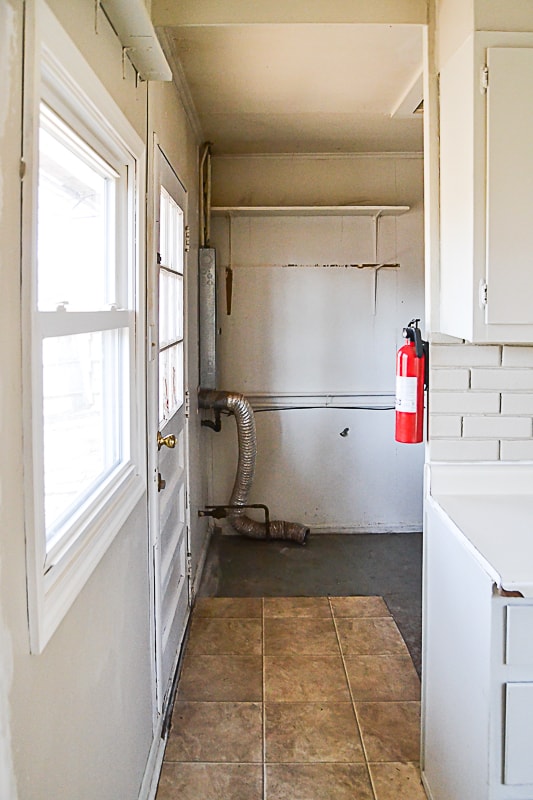 If you would like to jump into the flip house investment, click over to see the before photos of our third and latest flip house project and what we are loving about the flip journey. 
