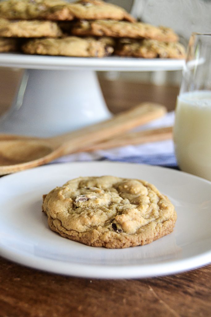 If you are looking for an easy homemade chocolate chip cookie recipe that will come out perfectly every time, this is the recipe for you. Click over to find the recipe and get your cookie fix now!