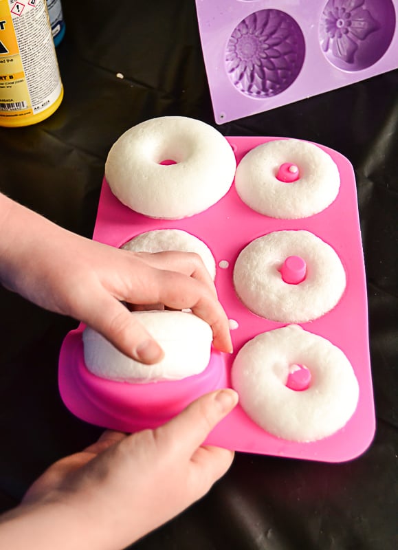If you are looking for a fun activity for your kids to keep them happy and entertained, click over and see how to make squishies! They will be busy for hours and you will save money from buying them in the store!