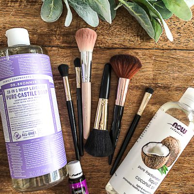 How To Clean Makeup Brushes At Home