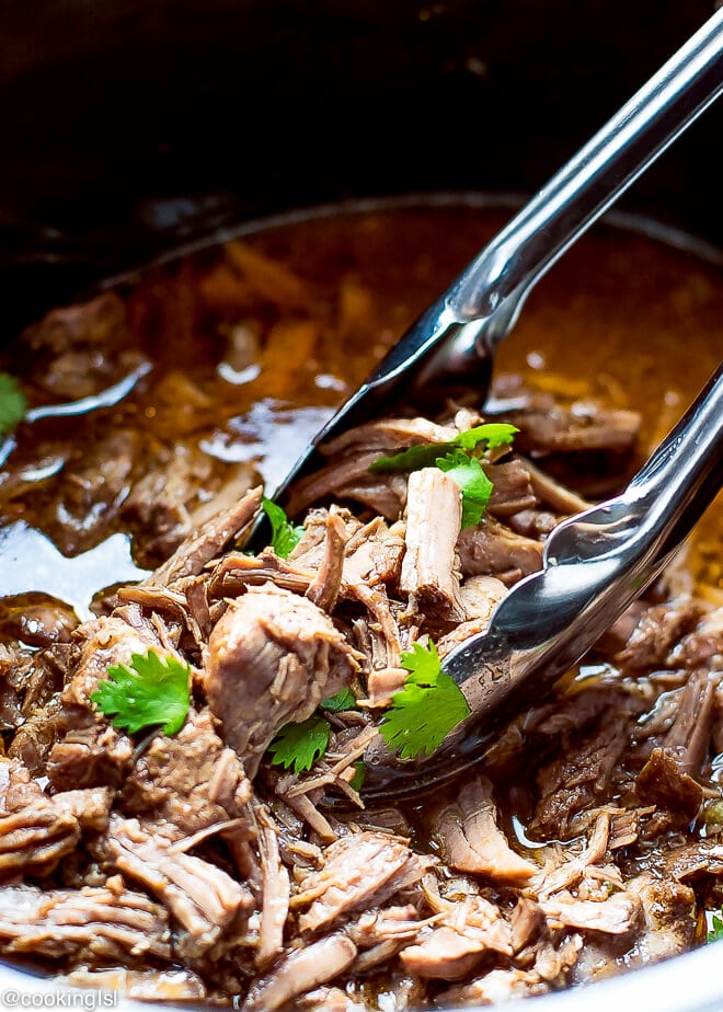 Looking for the best slow cooker recipes? Click over to find more than 50 slow cooker recipes that make meals easy and delicious.