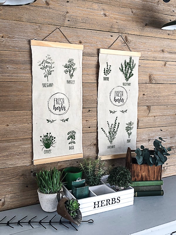 Love botanical prints, but don't want to spend a lot of money for them? This DIY Botanical Herb Wall Hanging gives you the look without the hefty price tag.