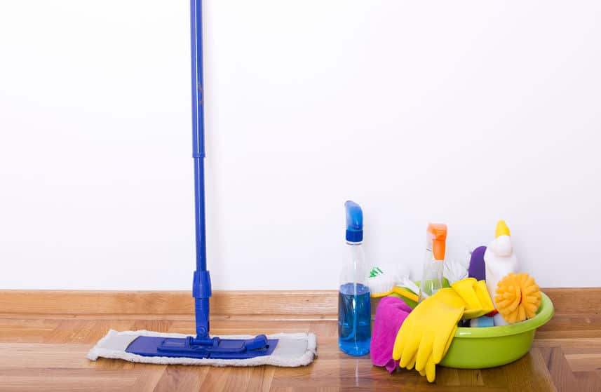This Weekly Cleaning Checklist will make the cleaning process less overwhelming while keeping your home clean and your weekends free from chores.