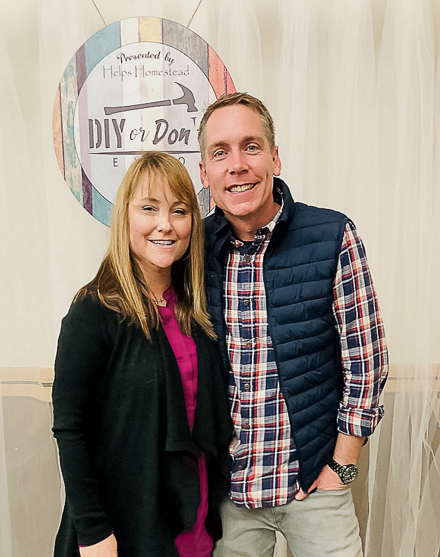 If you love Clint Harp from Fixer Upper, click over to read all about the time I got the opportunity to interview him at the DIY or Don't Expo.